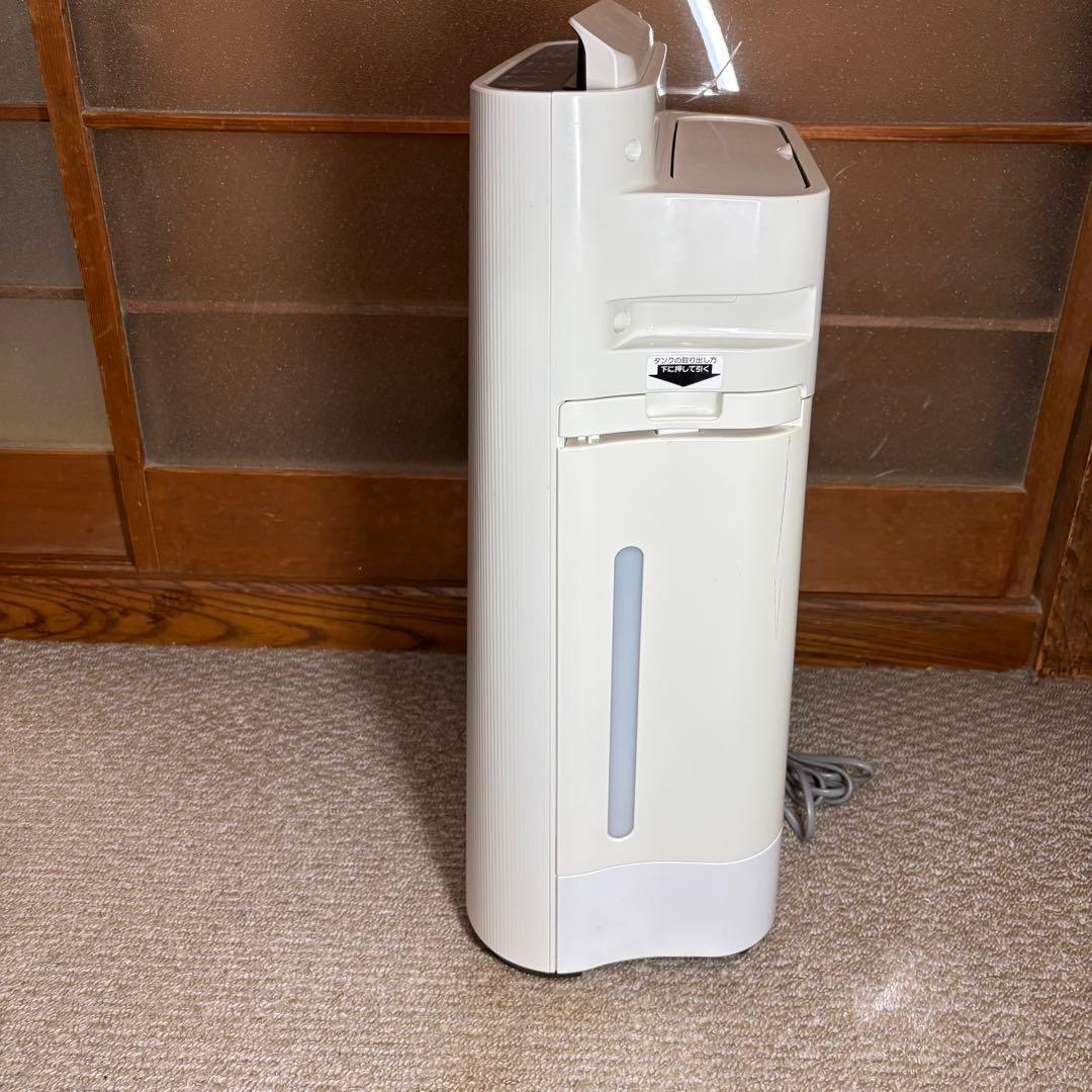 美品✨ プラズマクラスター7000 Sharp 加湿空気清浄機 KC-J50-W