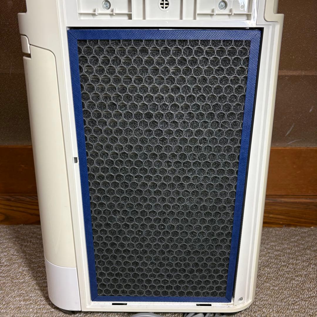 美品✨ プラズマクラスター7000 Sharp 加湿空気清浄機 KC-J50-W