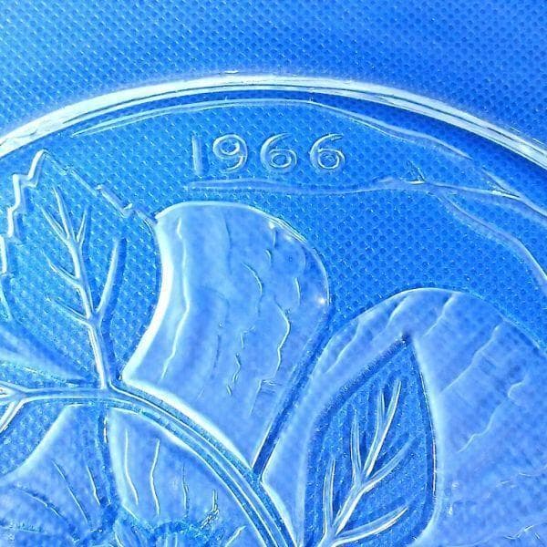 感謝セール ラリック イヤープレート クリスタルガラス 飾り皿 アンティーク