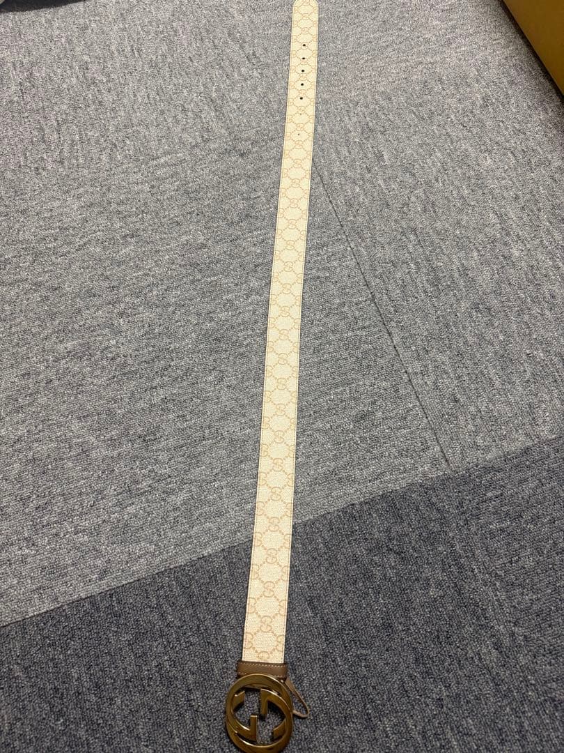 GUCCI GGロゴバックル ベージュレザーベルト 80-32