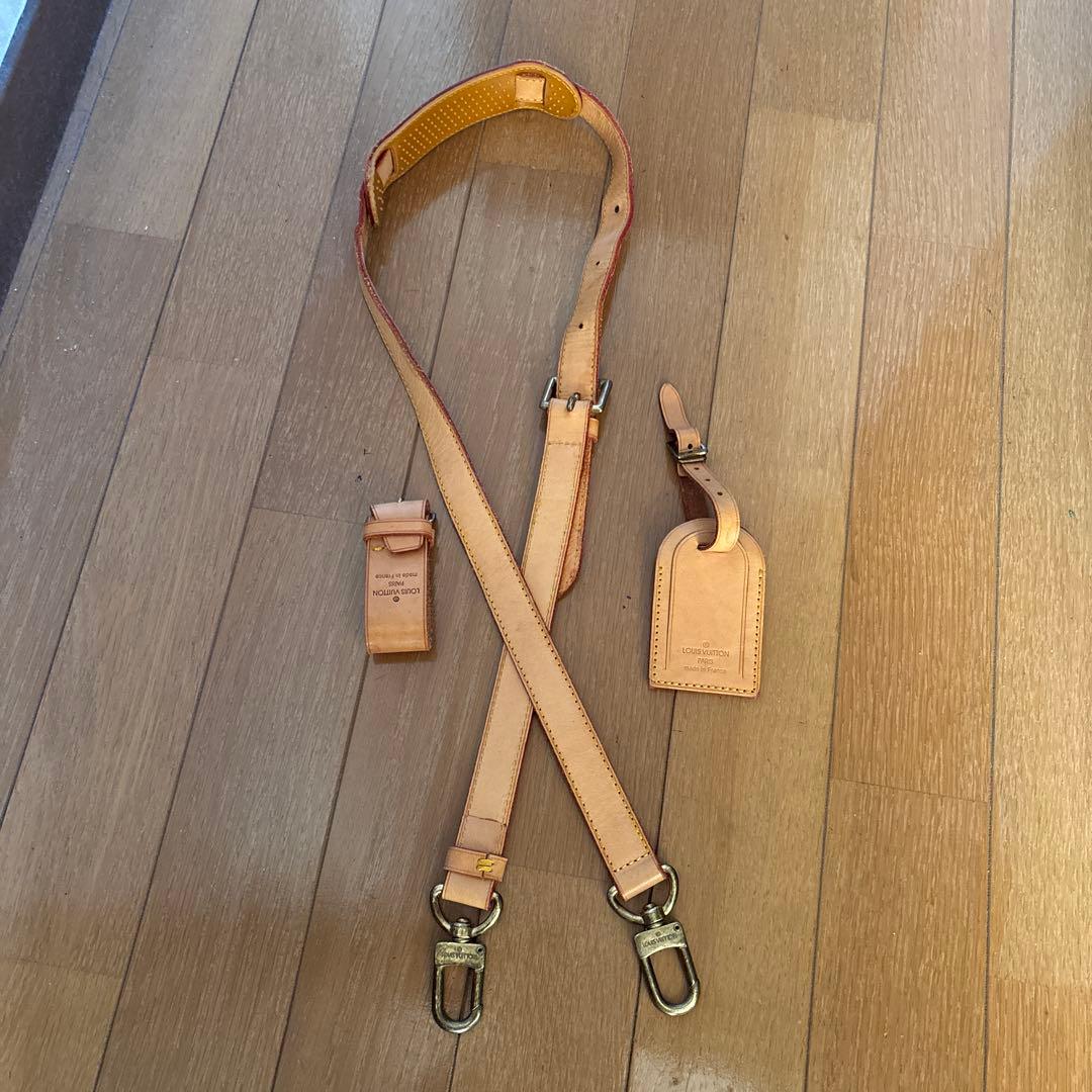 ルイヴィトン　ショルダーと付属品