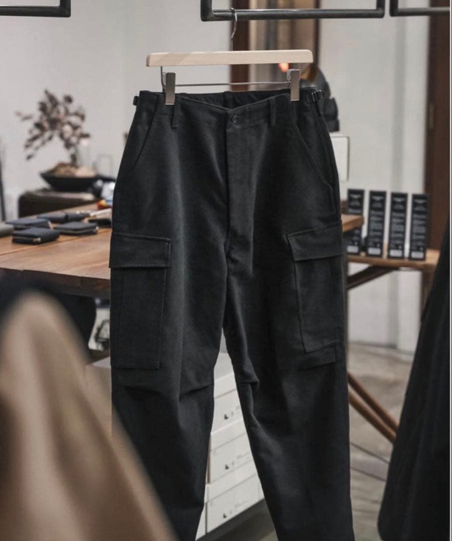 COMOLI 1 モールスキンBDUパンツ ブラック カーゴパンツ