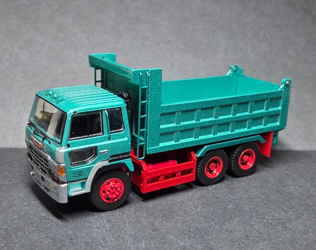 DBGT 1/64 日野 スーパードルフィン ダンプ トラック グリーン 緑