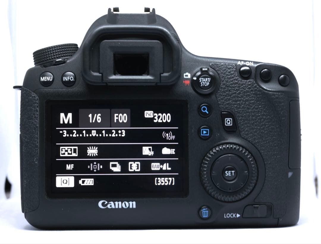 キヤノンCanon EOS 6D デジタル一眼レフカメラ