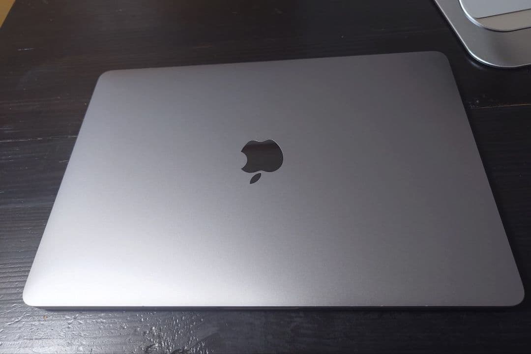 MacBook Pro 2020 13インチ 512GB