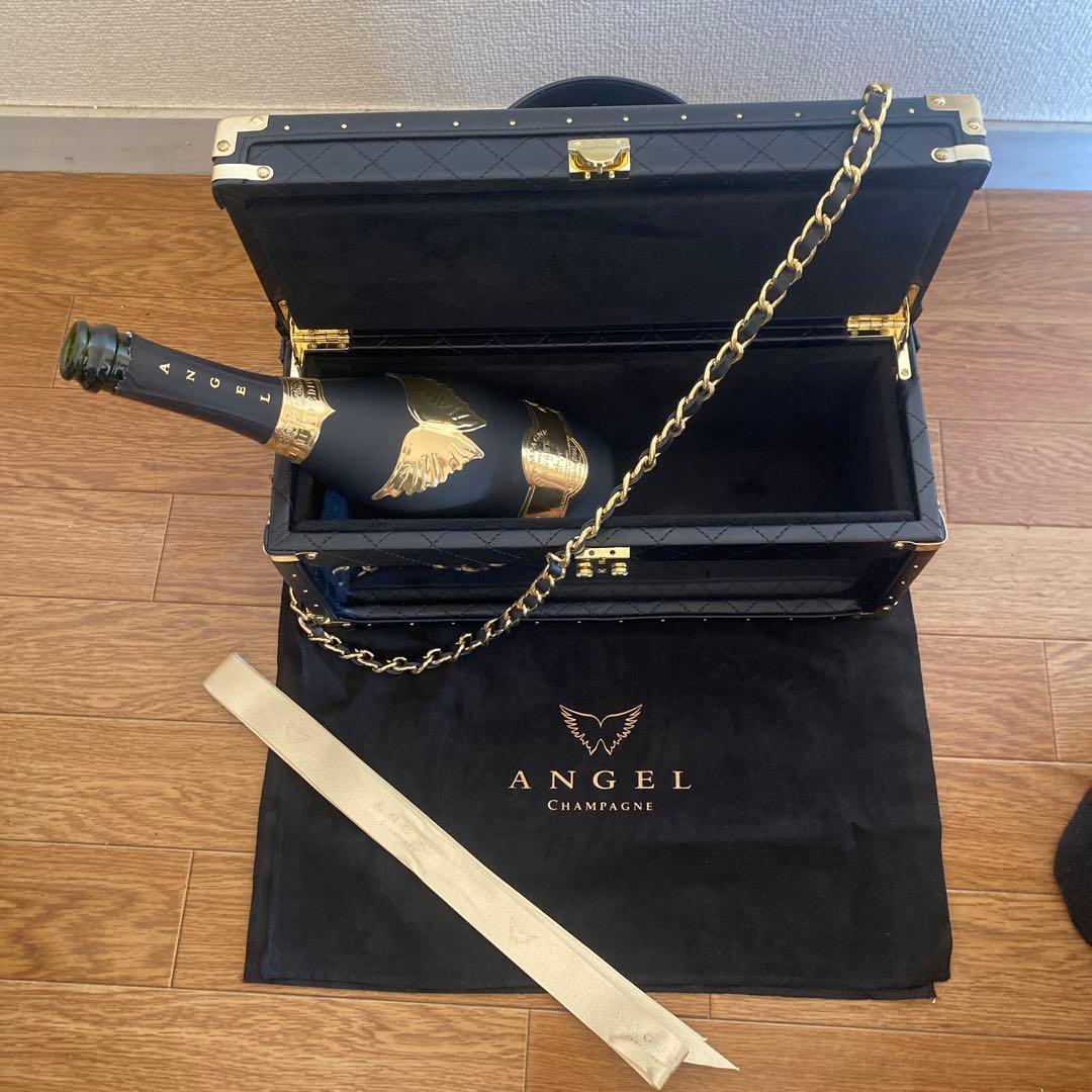 エンジェル シャンパン5th 5周年ケース　空き瓶　5周年限定クロス　リボン付き