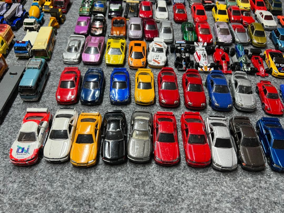 トミカ まとめ売り ミニカー 約150台セット 働く車 旧車 名車