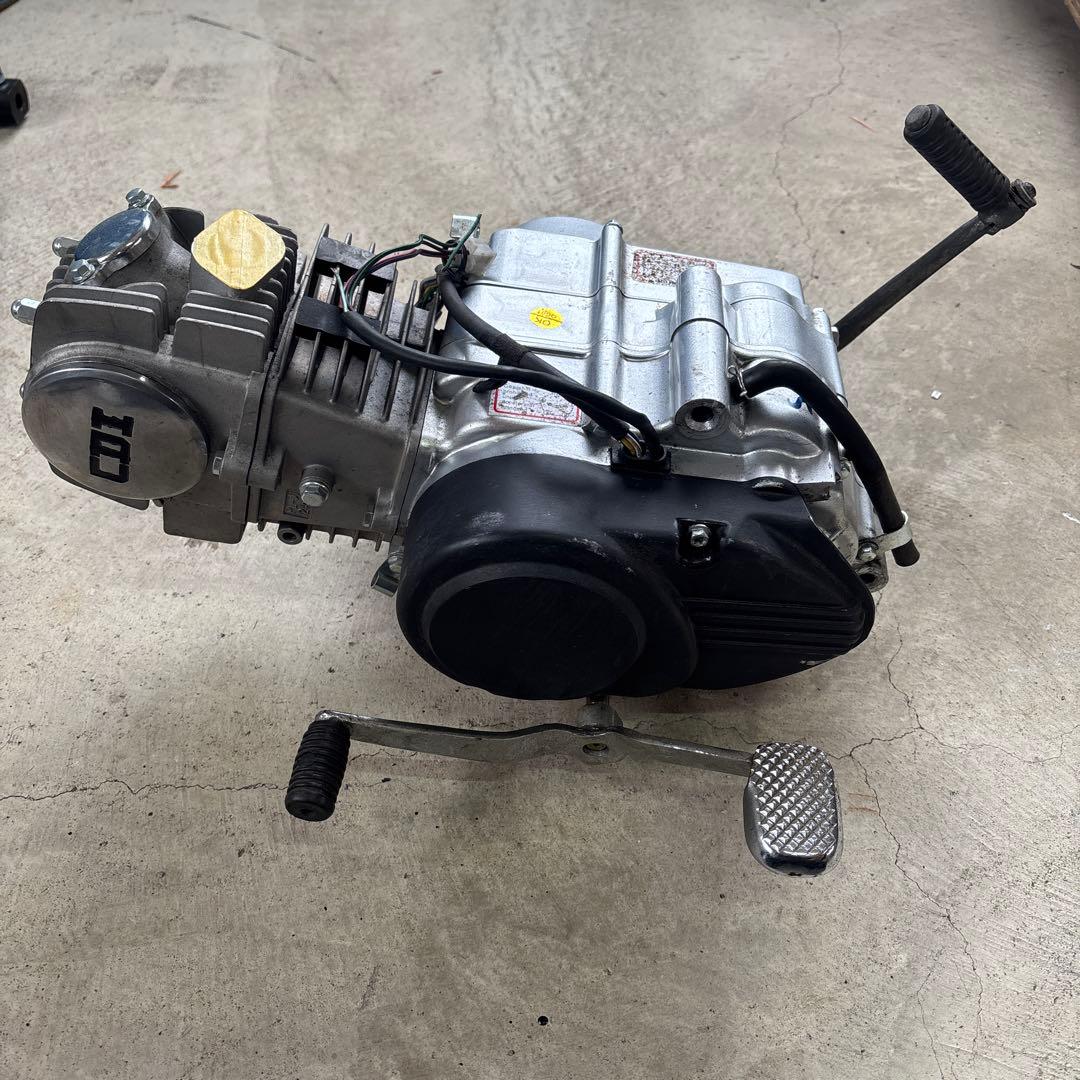 スーパーカブ　中華　125ccエンジン　遠心クラッチ