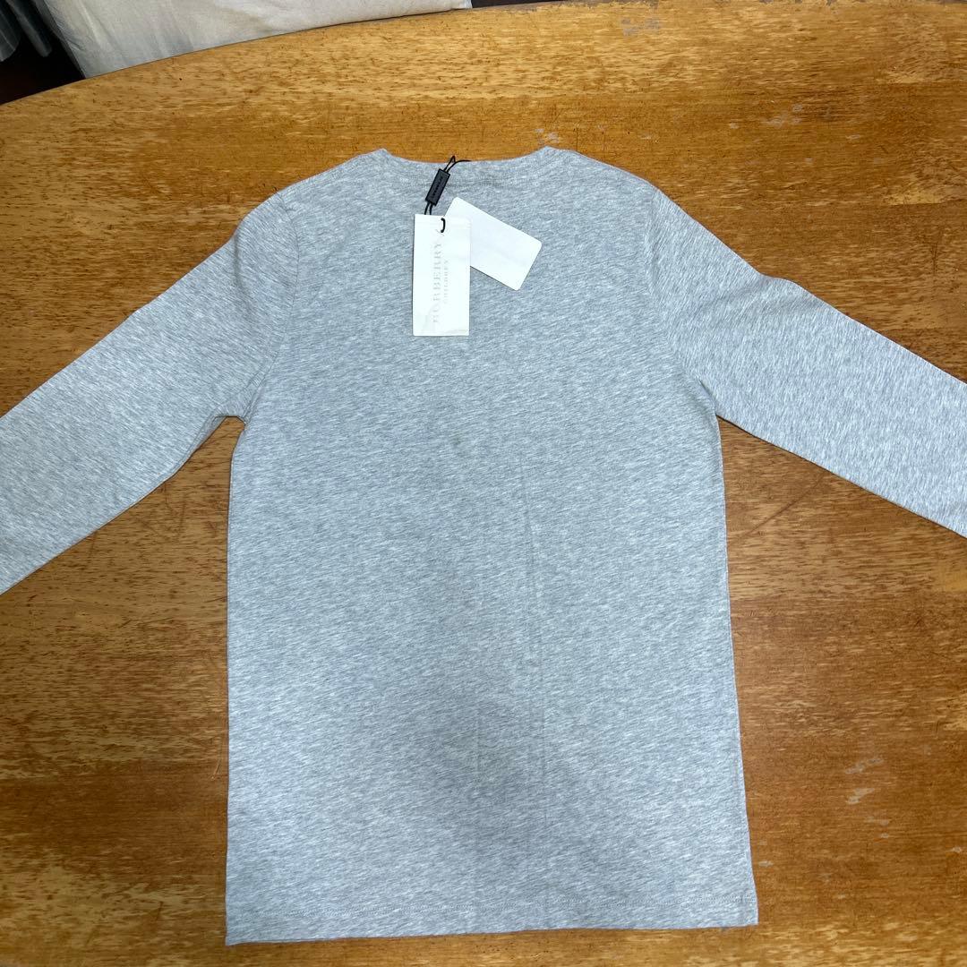 BURBERRY Tシャツ2枚セット新品未使用✨️（バラ売り可）