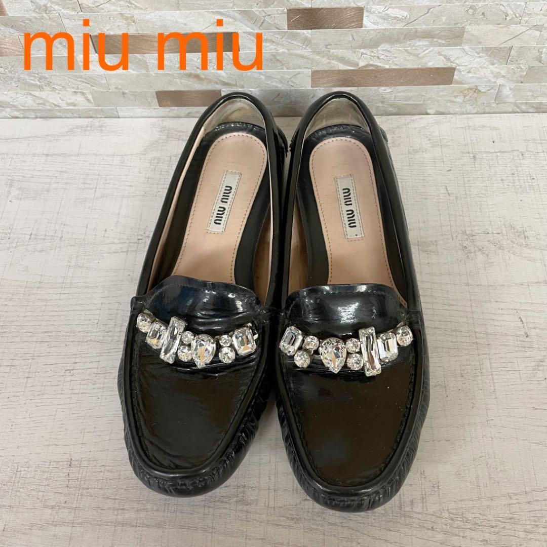 miu miu ミュウミュウ　ビジュー付きローファー