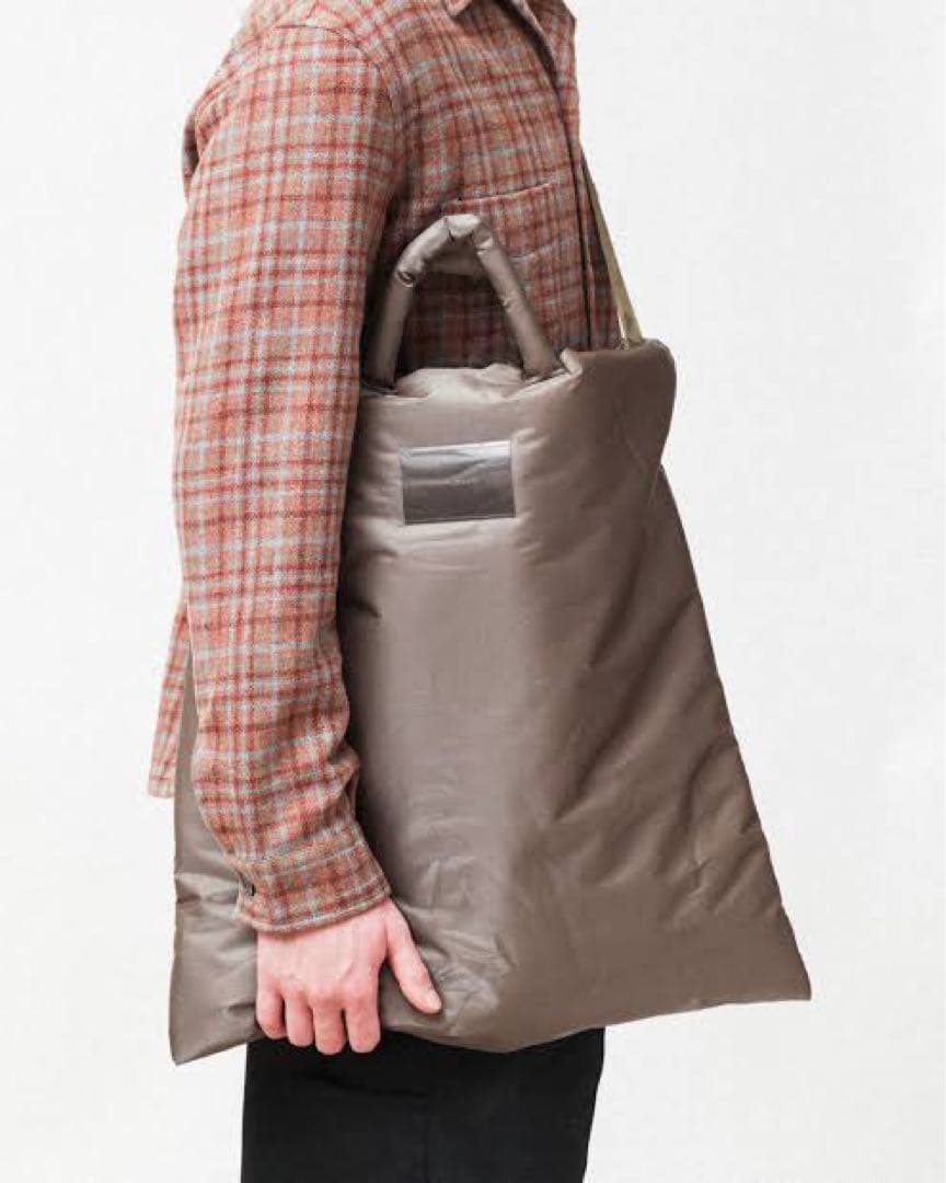 バッグ OUR LEGACY Big Pillow Tote