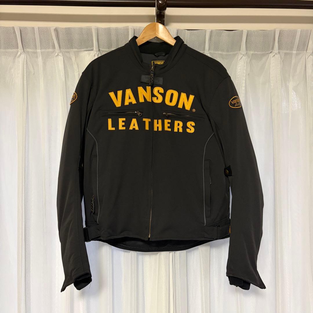 VANSON ブラックジャケット