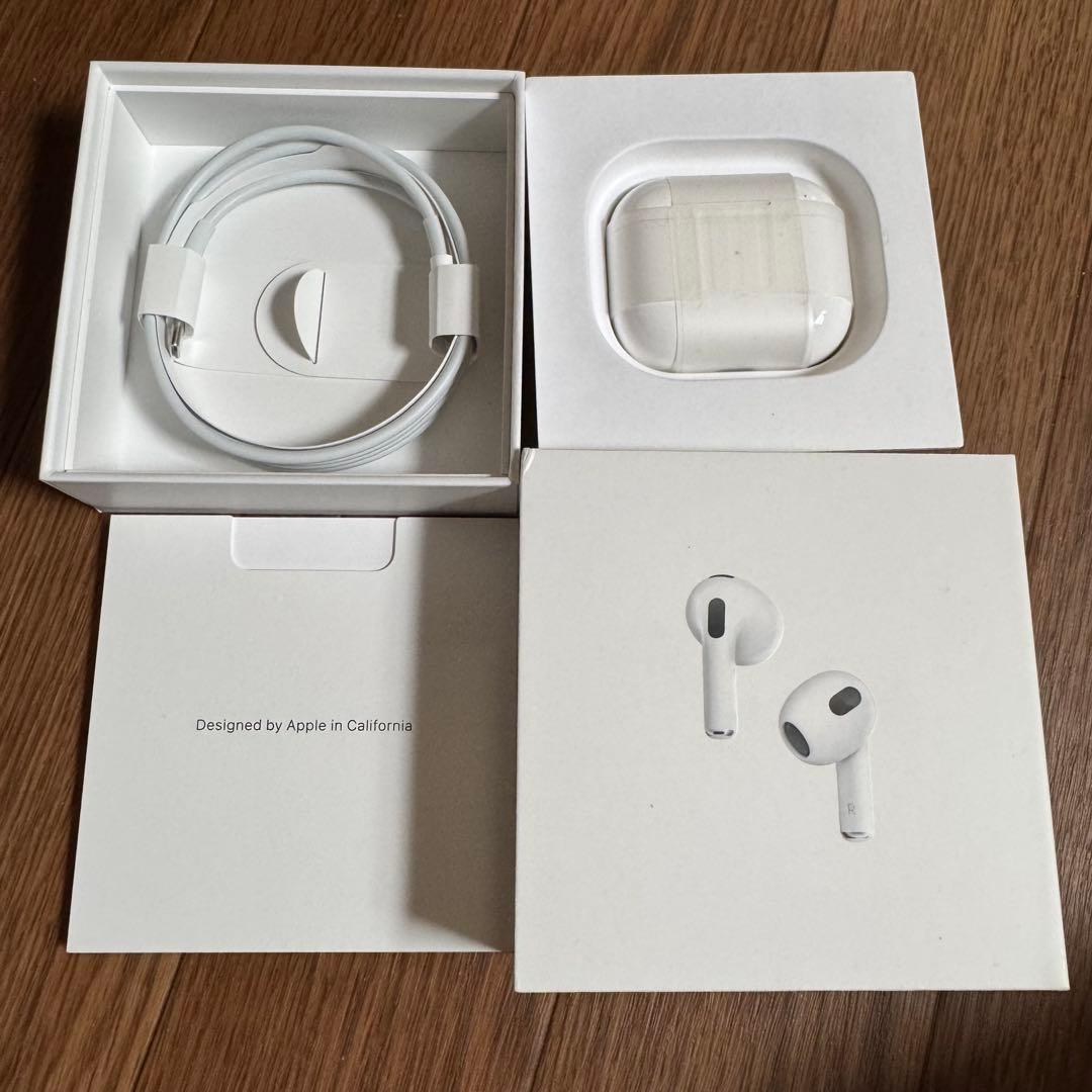AirPods(第3世代) MPNY3J/A　エアーポッズ