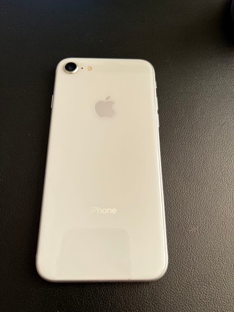 美品　iPhone8 256GB バッテリー100%　箱・アクセサリー等付属