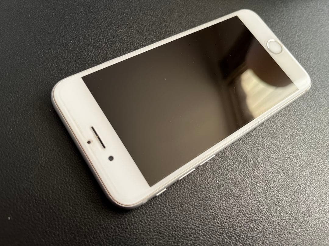 美品　iPhone8 256GB バッテリー100%　箱・アクセサリー等付属