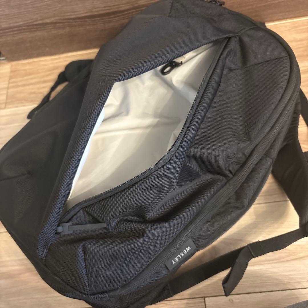 WEXLEY（ウェクスレイ） VERNON バックパック ブラック