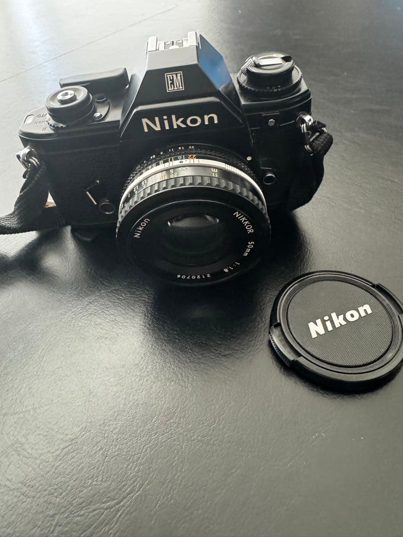 Nikon EM 本体 ＋ NIKKOR 50mm f/1.8 レンズセット