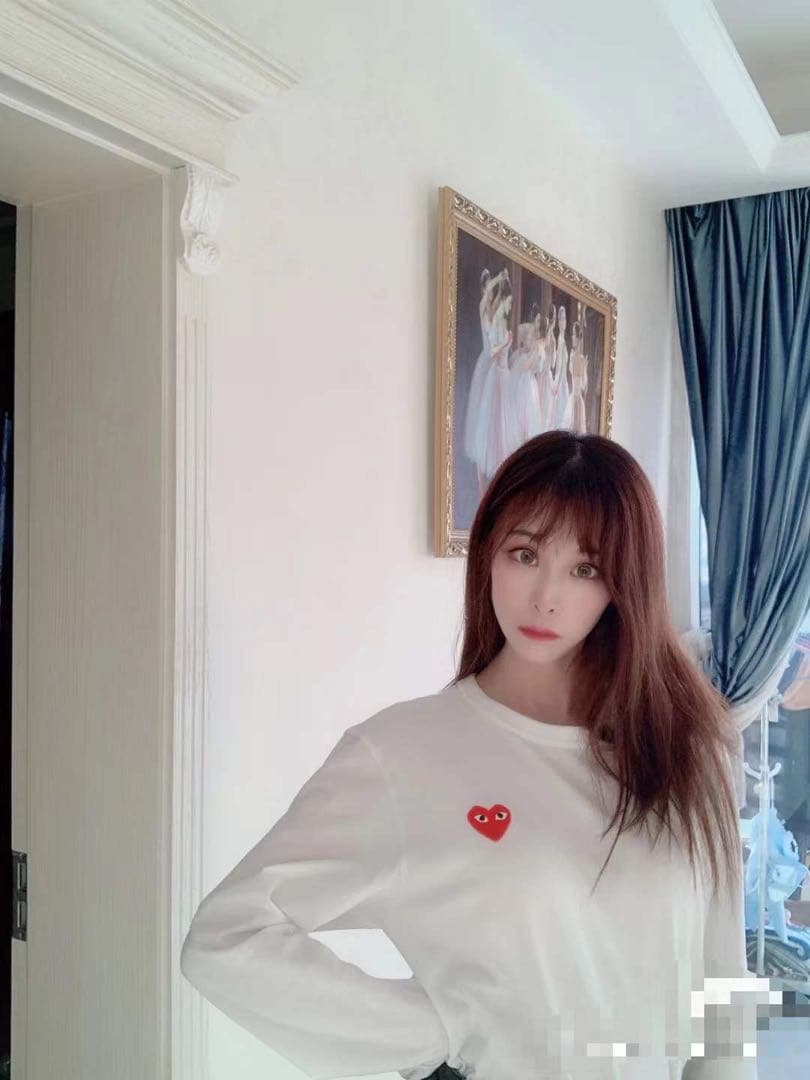 【新品】プレイコムデギャルソン Tシャツ (長袖)レディースMサイズ白 赤ハート