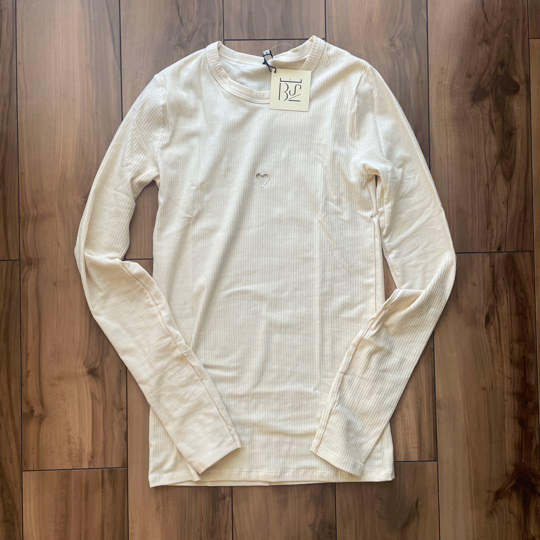 新品　baserange ハート刺繍 長袖Tシャツ M