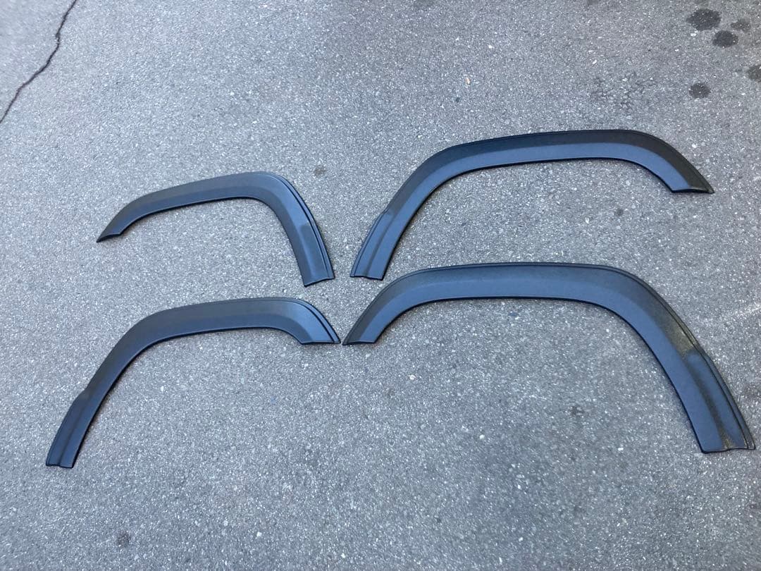 最終値下げ！未使用！ジムニー JB64W XG,XL,XC オーバーフェンダー