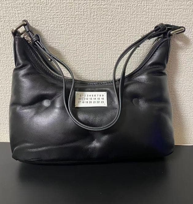 メゾンマルジェラ Glam Slam Hobo ブラック 美品
