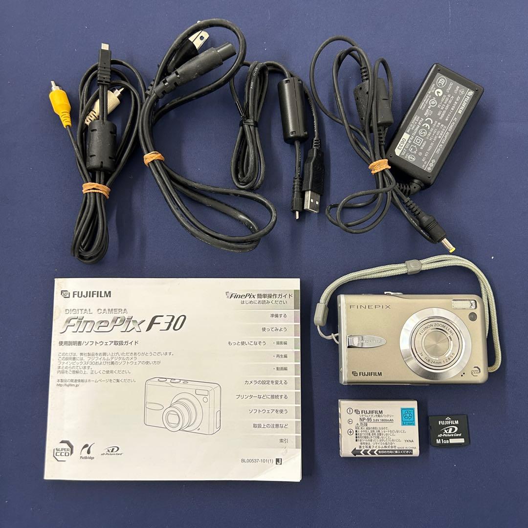 e*）様 稼動 FUJIFILM 富士フィルム FinePix F30 デジカメ