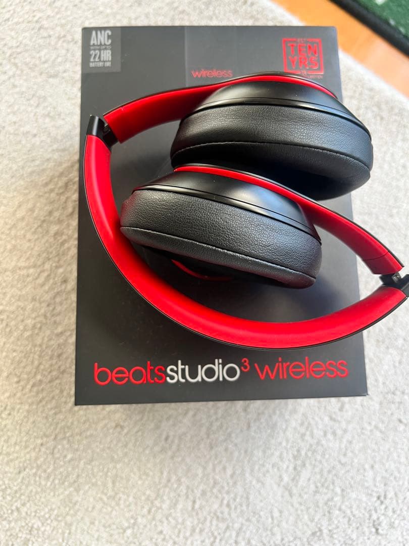 Beats Studio3 Wirelessオーバーイヤーヘッドフォン レジス…