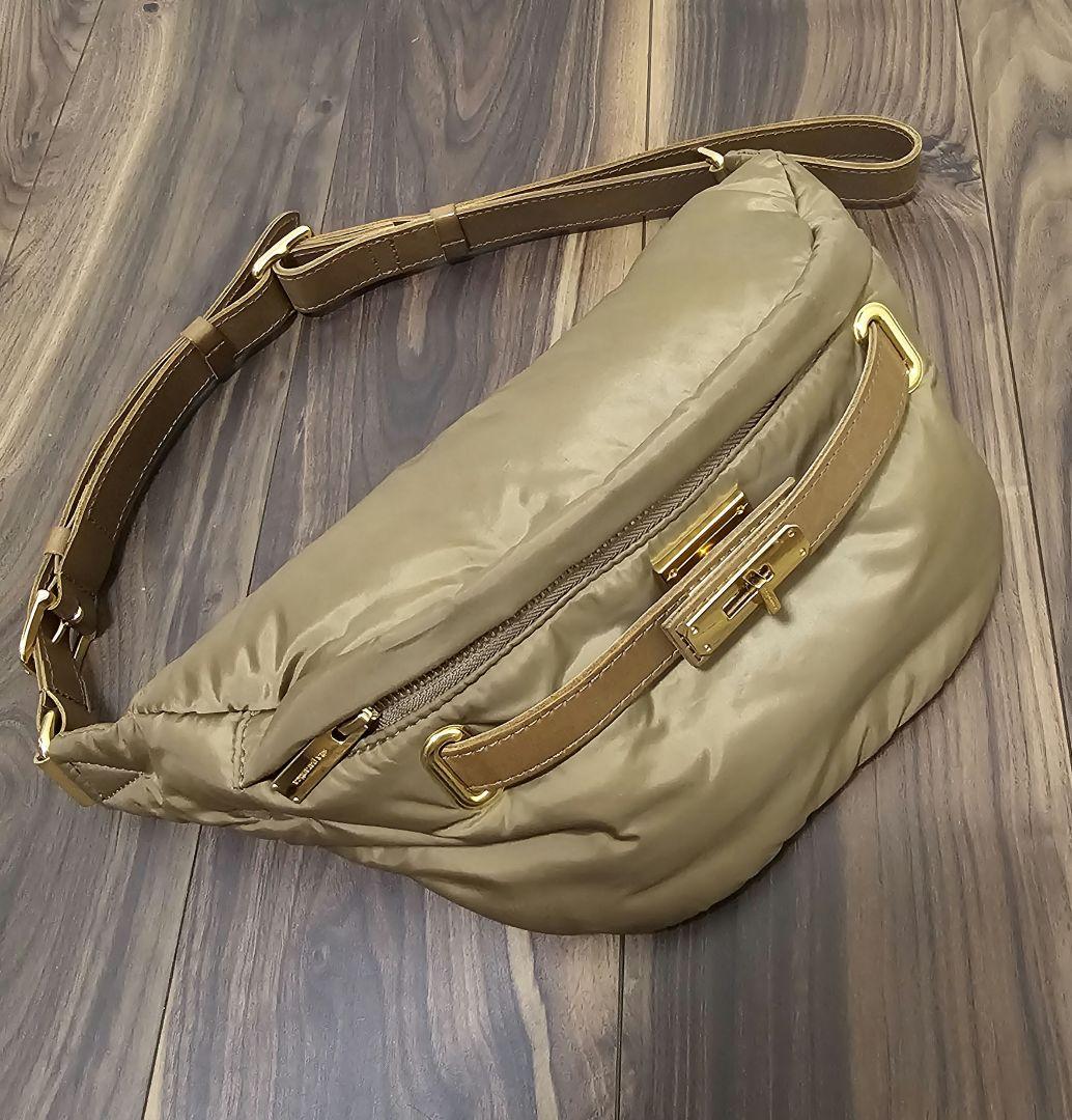 シータパランティカ　ボディバッグ　ウエストポーチ　ナイロン