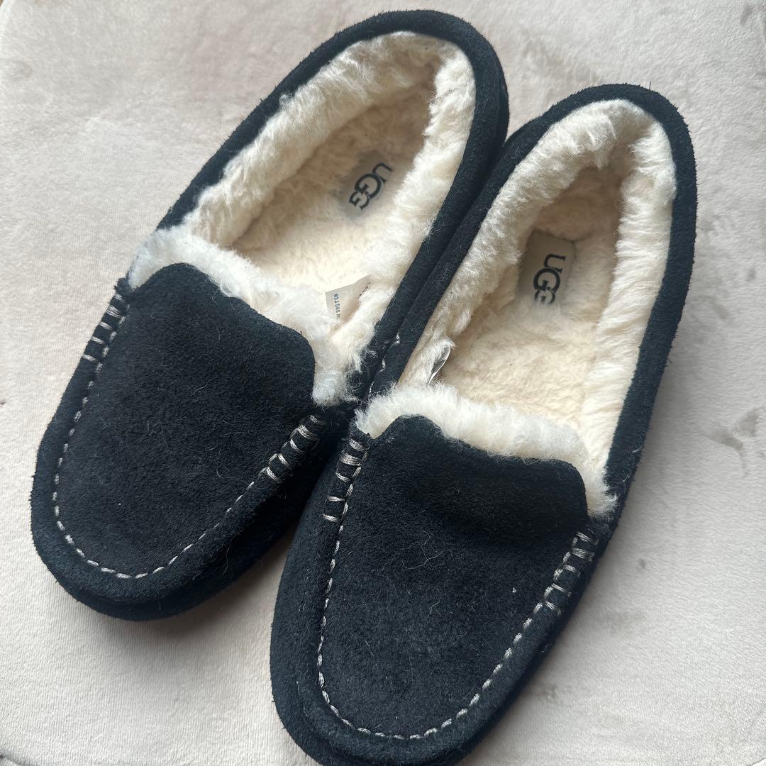 UGG アンスレー ブラック モカシン 5 24cm