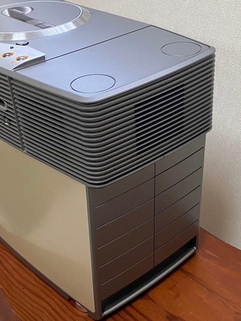 美品　BOSE VIA リモコンその他付属あり　CD MD 問題なし