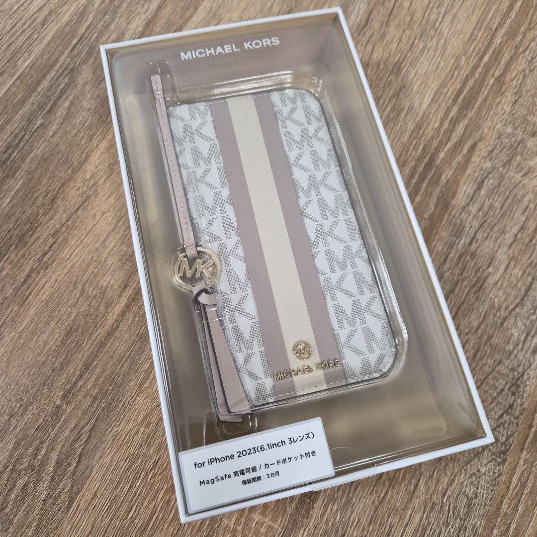 iPhone15Pro マイケルコース ブックタイプwith タッセルチャーム