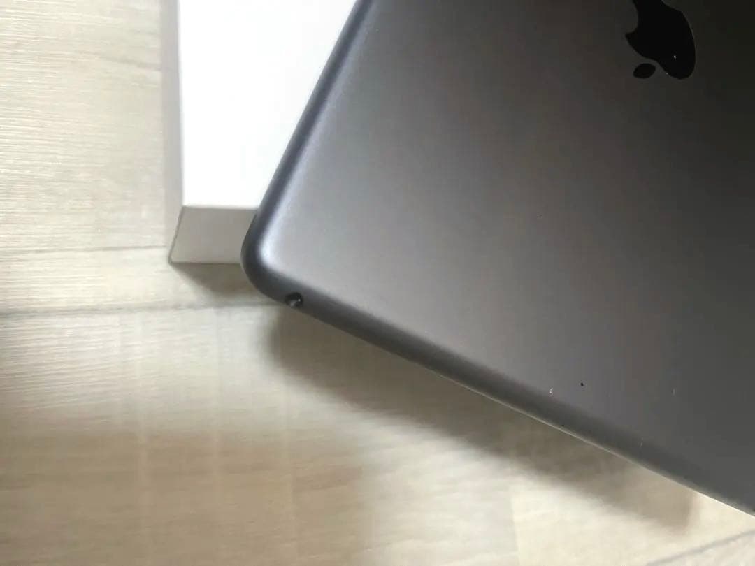 iPad（第8世代） 32GB スペースグレー