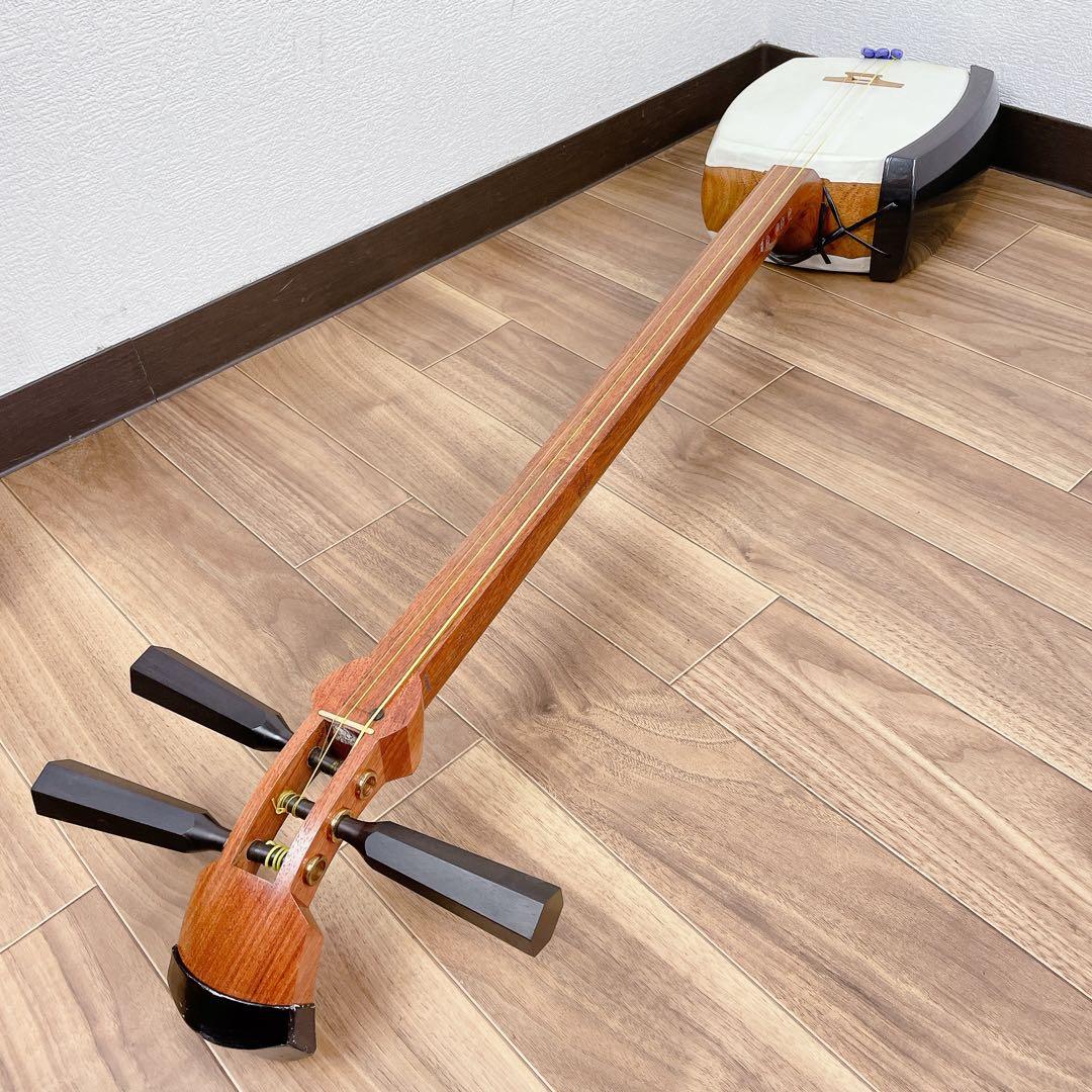 津軽三味線 花梨 太棹 丸打胴 平溝 和楽器