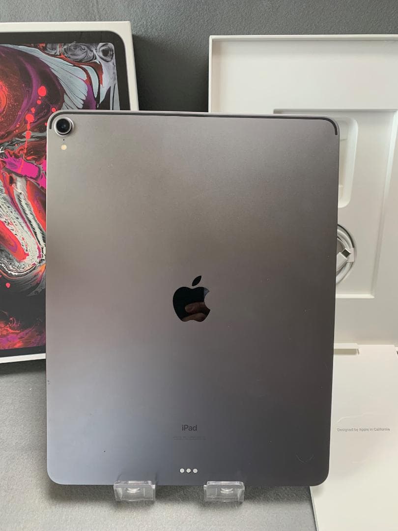 中古 iPad Pro 12.9インチ 第3世代 256GB Wi-Fi版