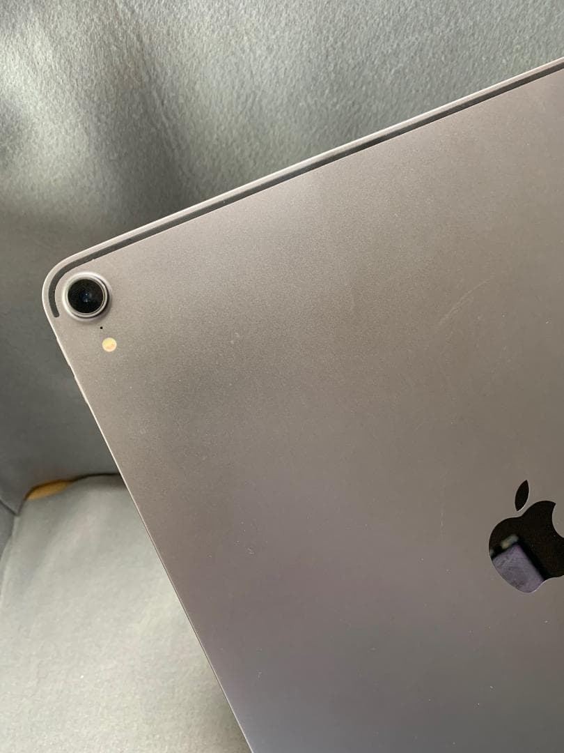 中古 iPad Pro 12.9インチ 第3世代 256GB Wi-Fi版