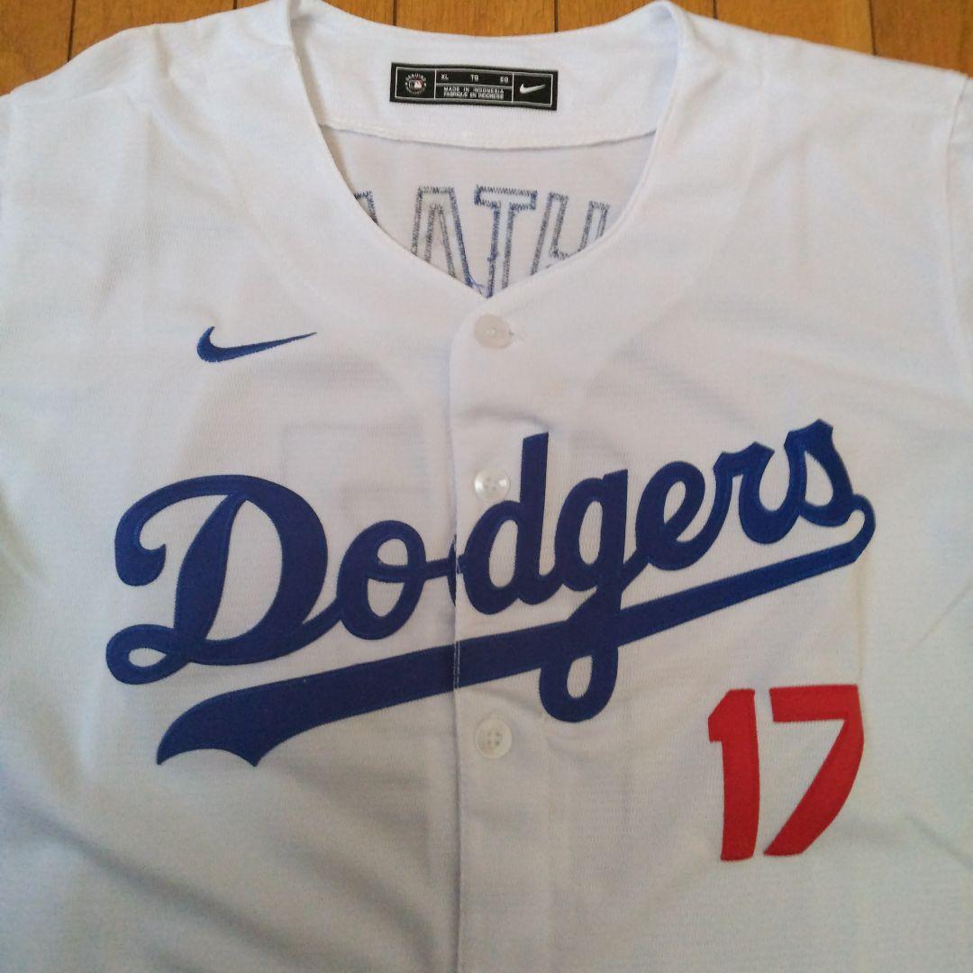 ぱ*ん様 Nike Dodgers ユニフォーム 17 白
