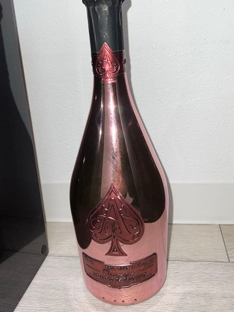 【値段交渉可】アルマンド　ロゼ　箱付き