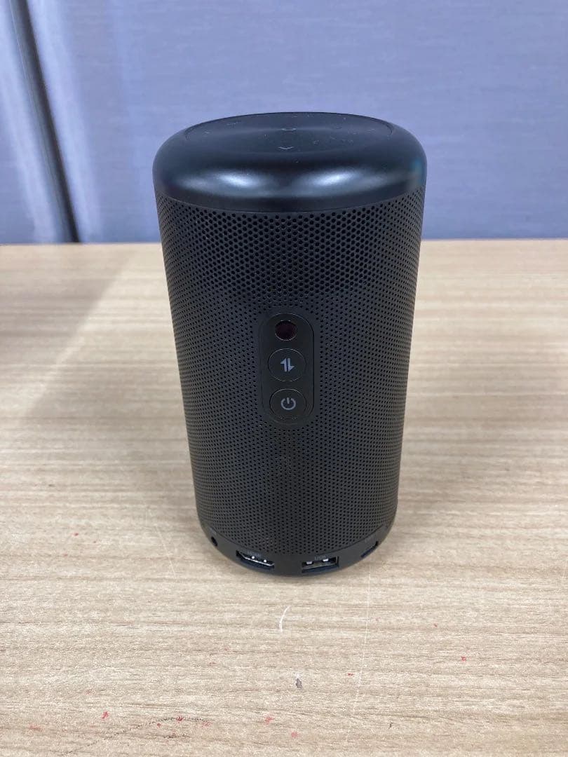 モバイルプロジェクター　Anker Nebula Capsule II