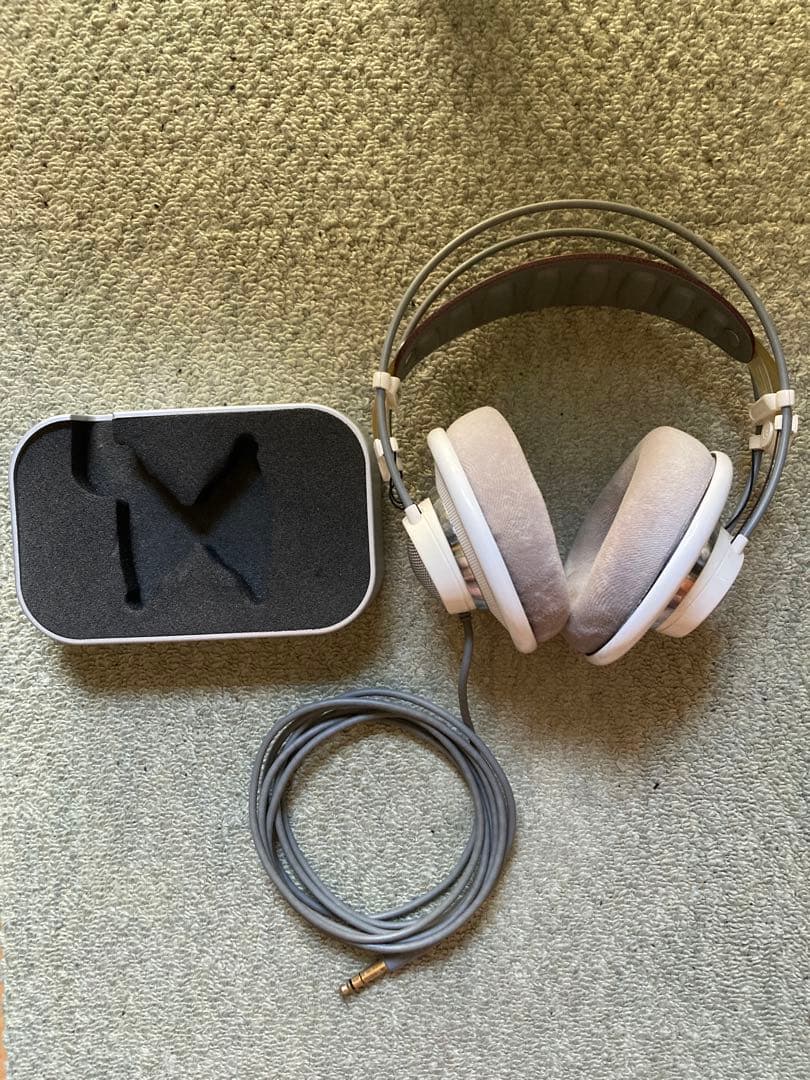 AKG ヘッドホンK701 オーストリア製