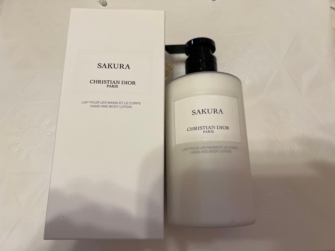 新品クリスチャン・ディオール ハンド＆ボディローション 350ml サクラ