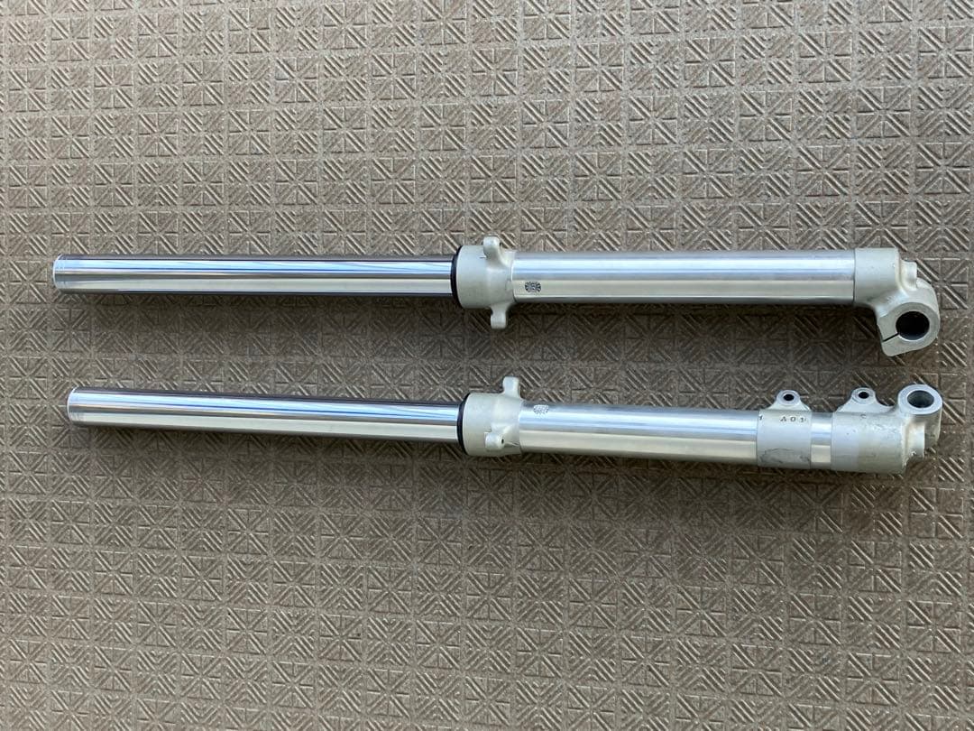 スコルパ　TYS125F フロントフォーク　黒山レーシング加工