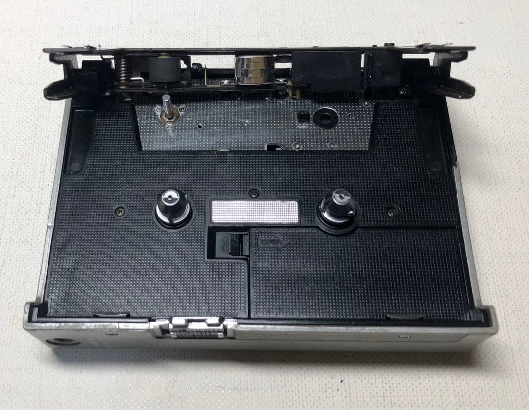 キズだらけでも頑張り音！WM-II (WM-2)SONYカセットウォークマンE