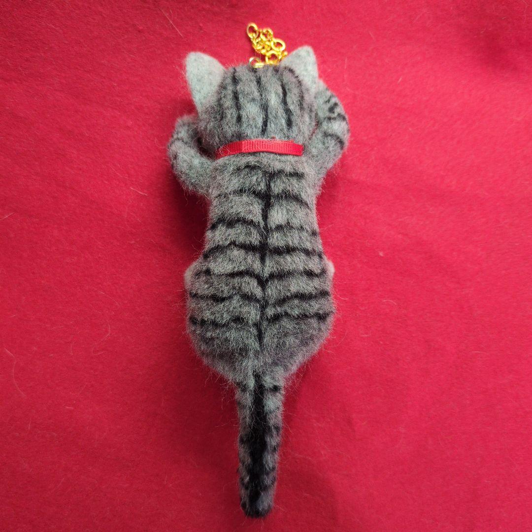 羊毛フェルト サバトラ猫の バッグチャ―厶