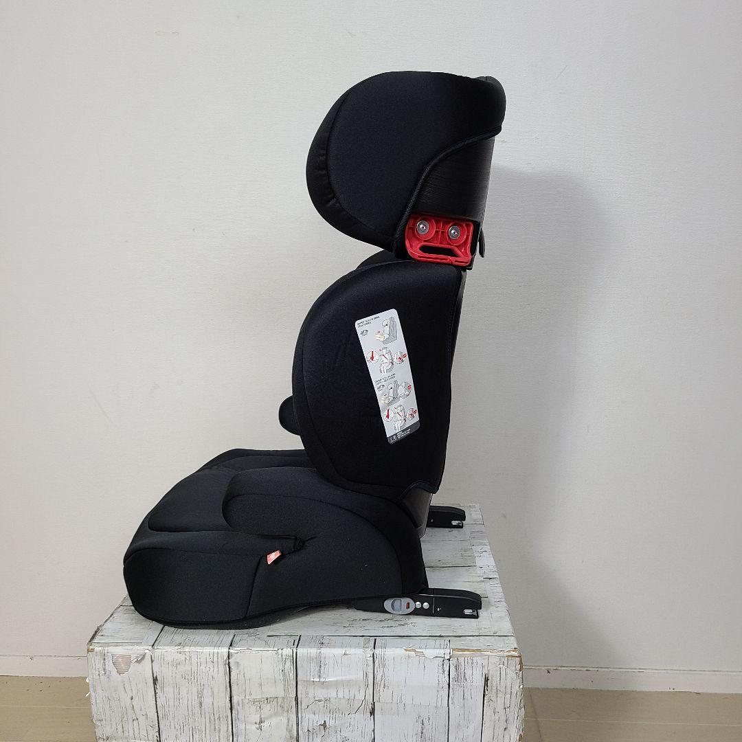 ち*こ様 ほぼ新品未使用　ジュニアシート チャイルドシート　　3歳～11歳　IS