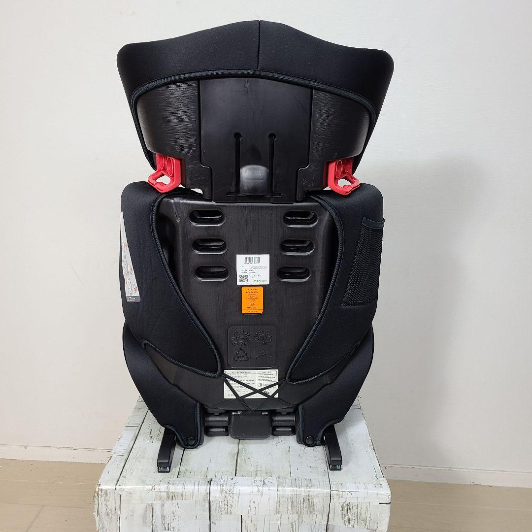 ち*こ様 ほぼ新品未使用　ジュニアシート チャイルドシート　　3歳～11歳　IS