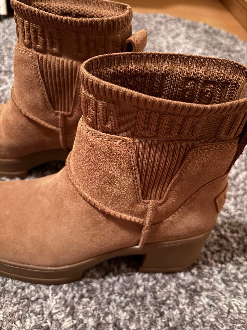 靴 <UGG>24cm W MOXY CHELSEA CHE