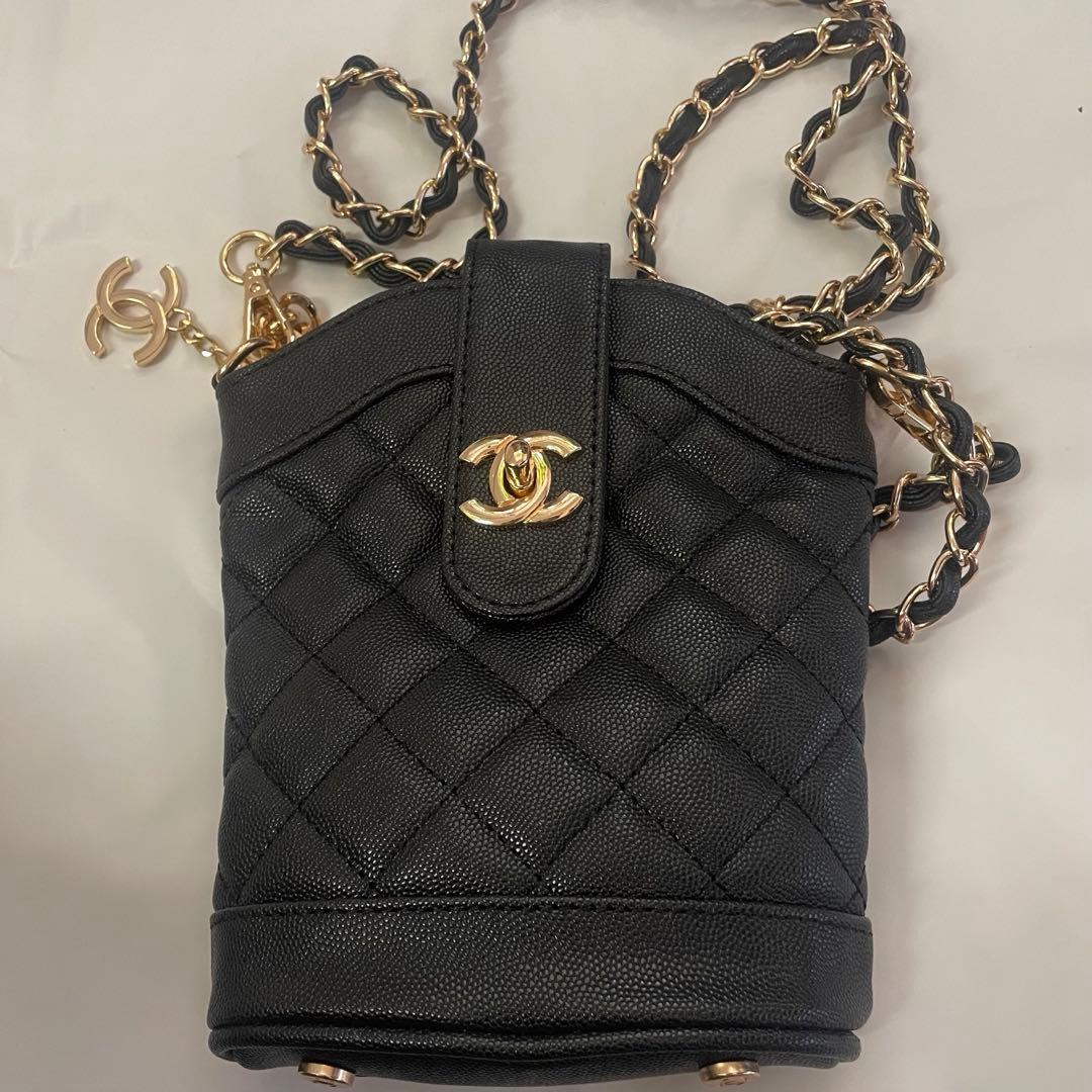 CHANEL ノベルティショルダーバッグ