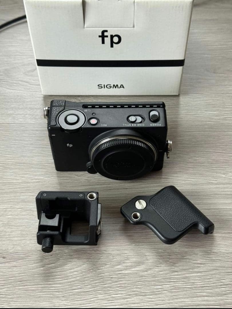 カ*ズ様 SIGMA fp 本体