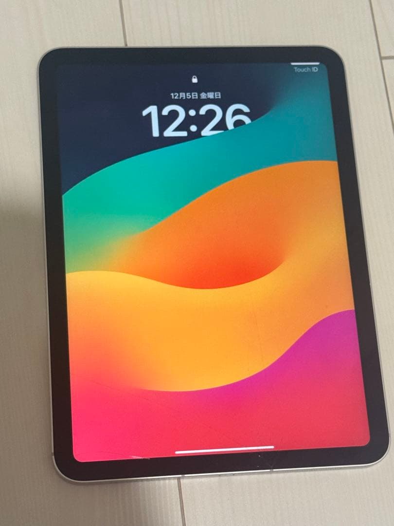 iPad第10世代64GBA2757 動作良好 画面割れあり 初期化済 即使用可