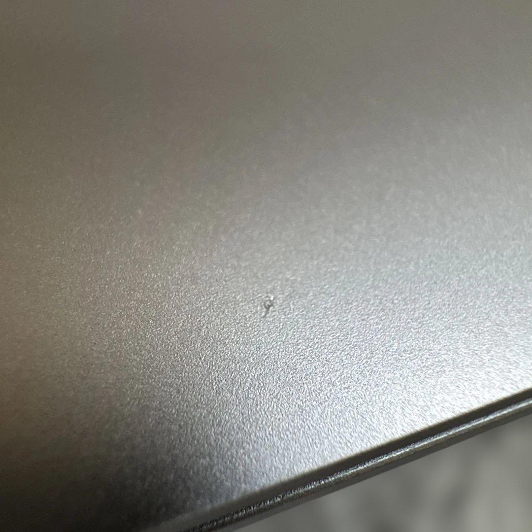 Apple MacBook Air 13インチ・Intel Core i5